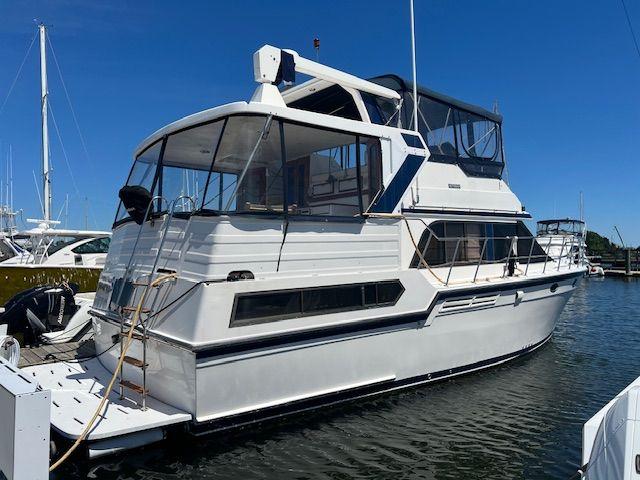 1990 Jefferson Viscount 42 Sundeck