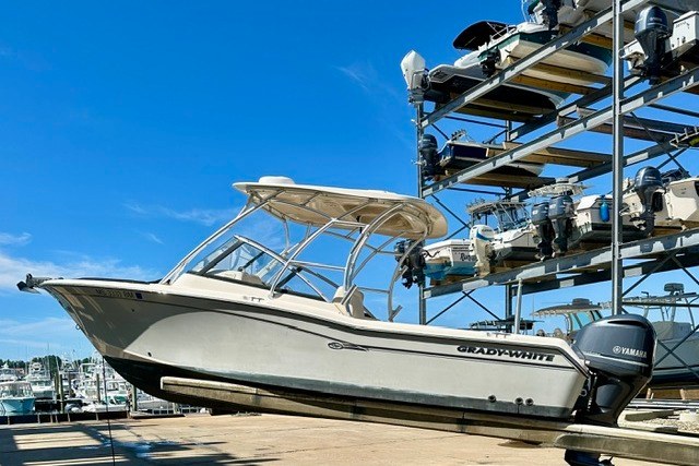 2015 Grady-White Freedom 255