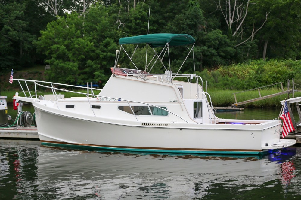 1995 Nauset 28 Bridgedeck