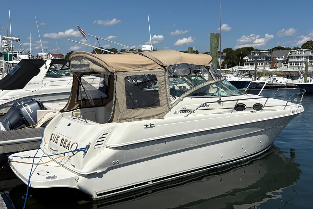 2000 Sea Ray 270 Sundancer