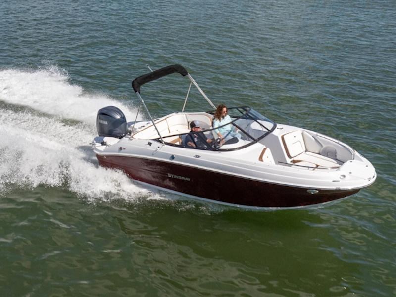 2027 Stingray 211DC