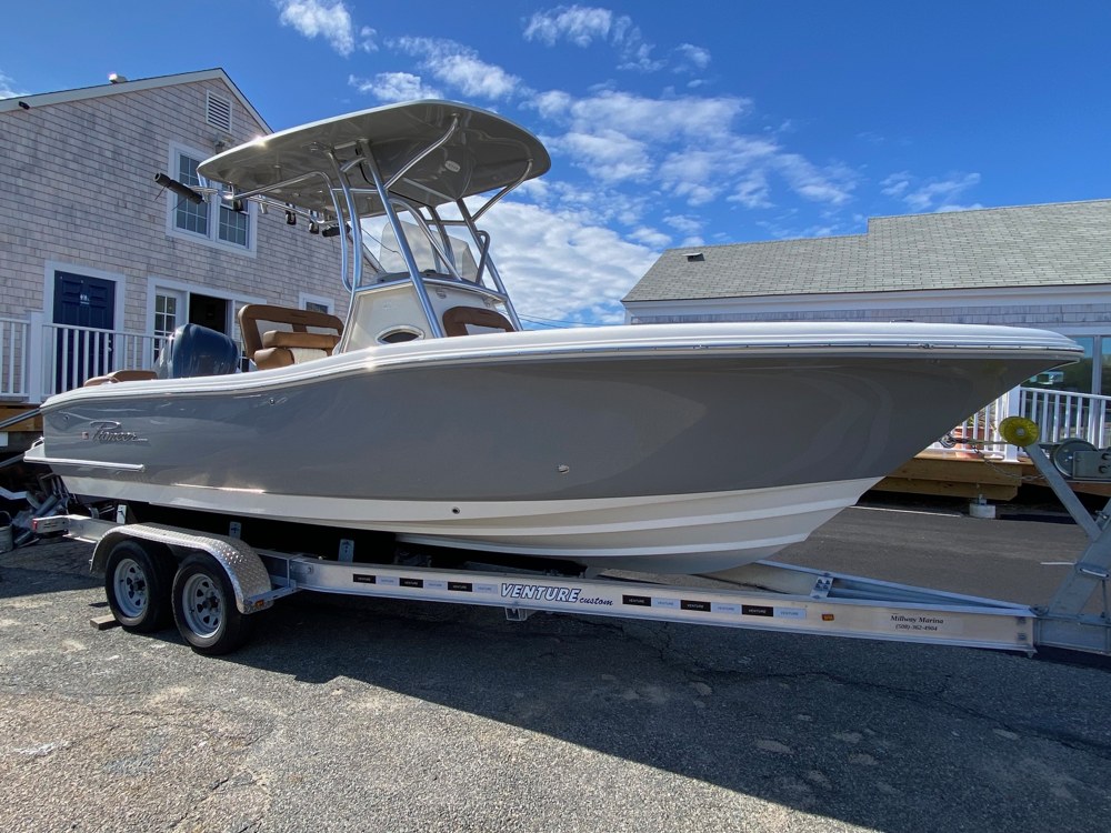 2026 Pioneer 222 Islander